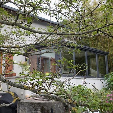 Agreable Logement Independant Avec Veranda Vienne  Bagian luar foto