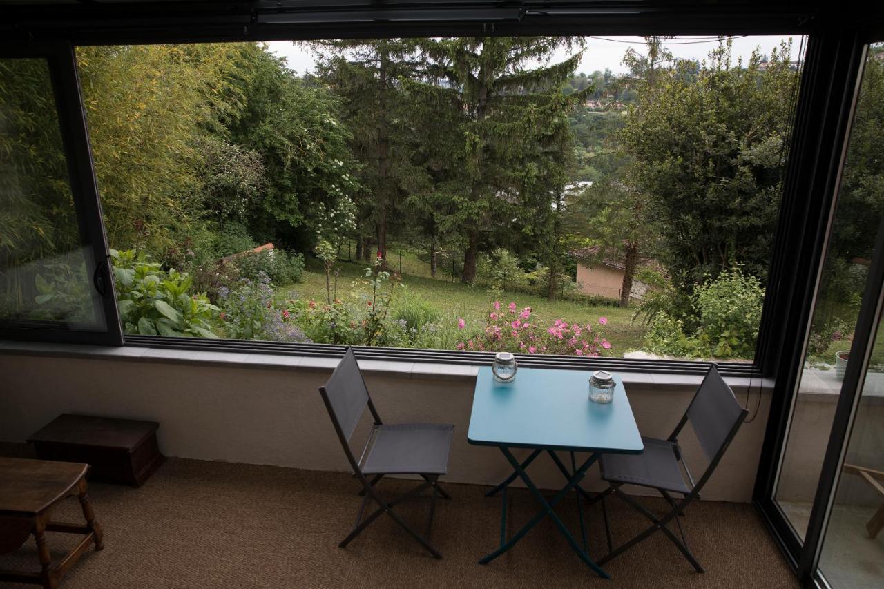 Agreable Logement Independant Avec Veranda Vienne  Bagian luar foto
